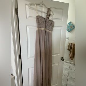 Size 6 BCBG floor length gown. Tan/gold color with built in bra.